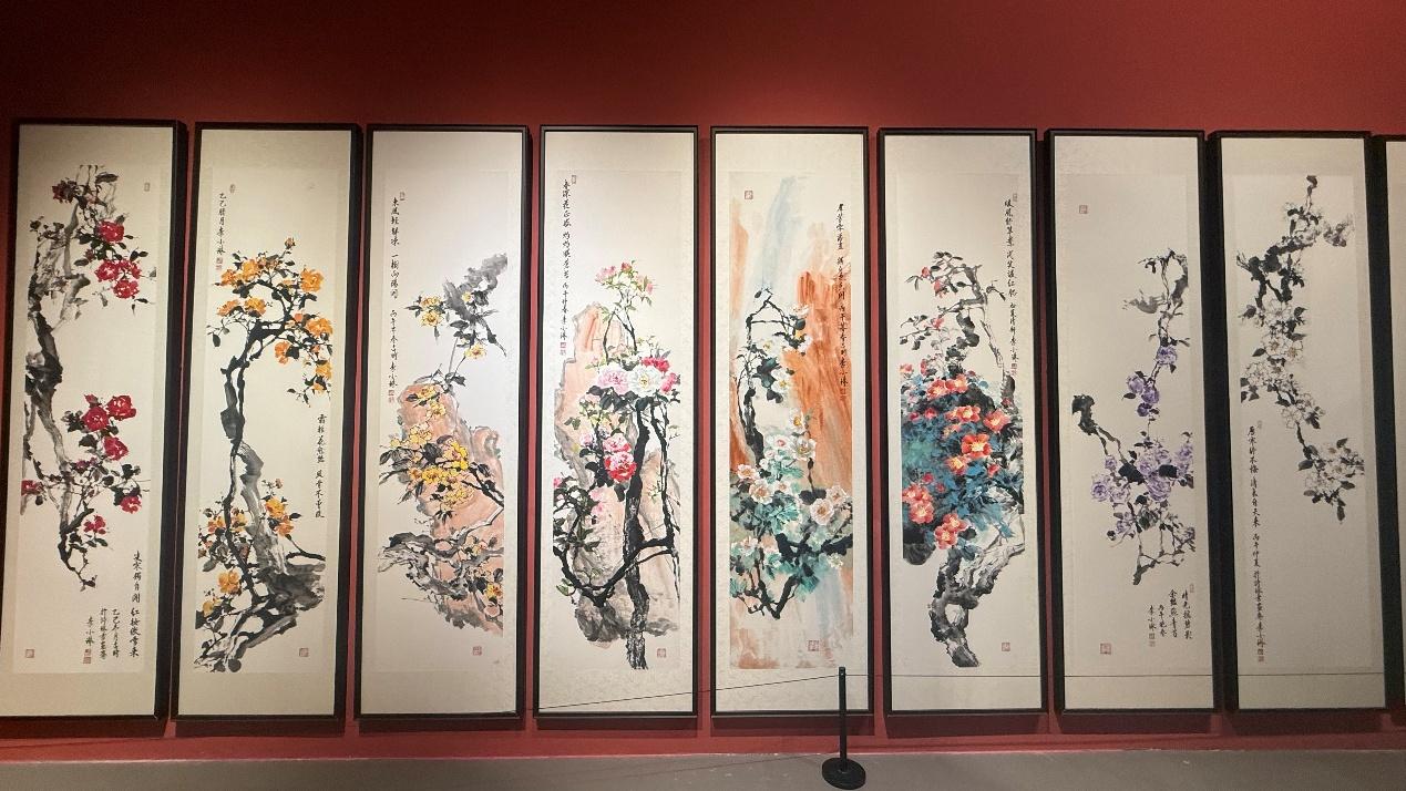 山茶花八条屏