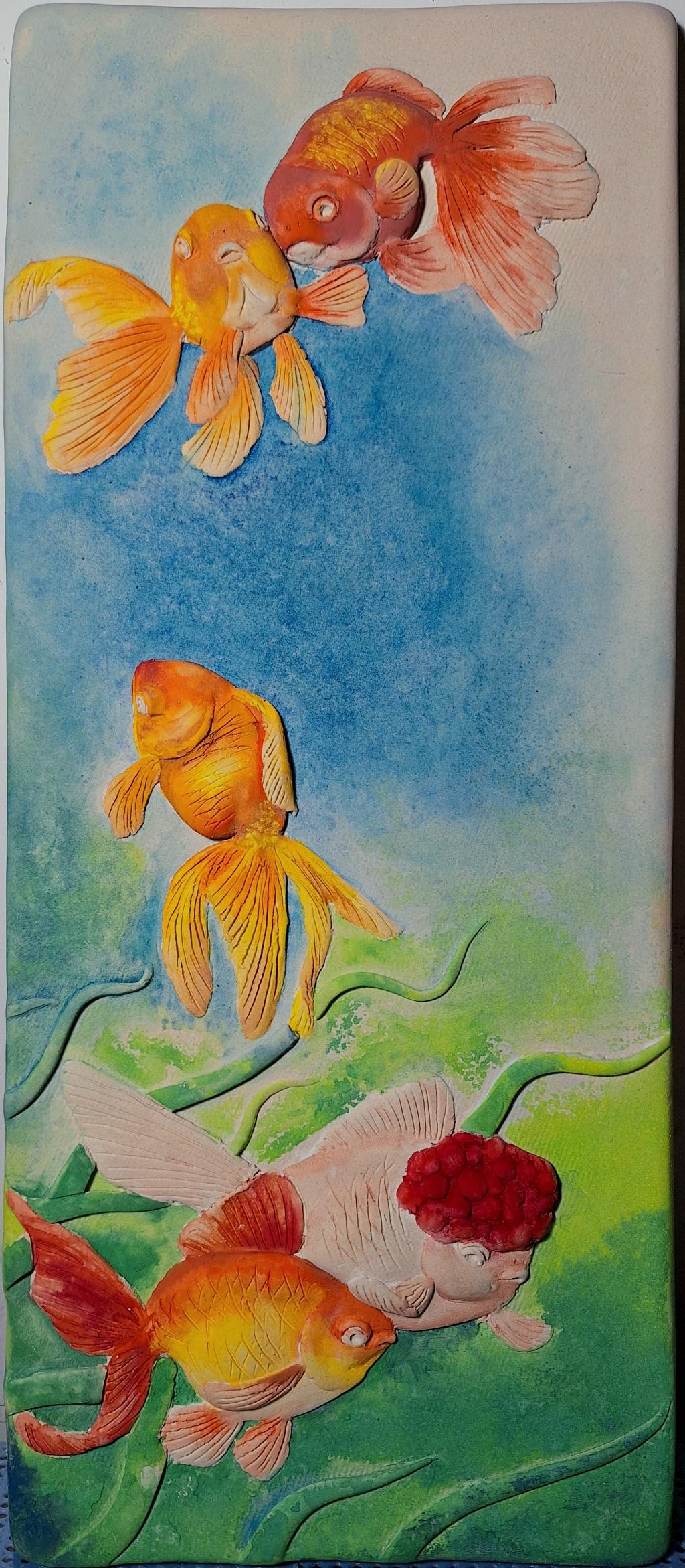 林雨彤 南有嘉鱼 42×16cm 2024年 陶、矿物颜料 台湾艺术大学美术学院书画艺术学系本科班 导师：张维元